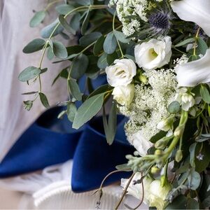 Navy NIB Formal Heels Journee Collection